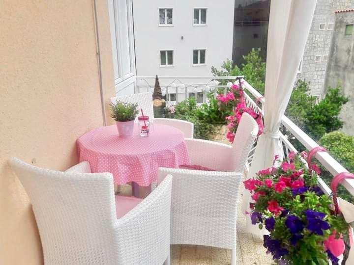 Nina Hotel Baska Voda Bagian luar foto